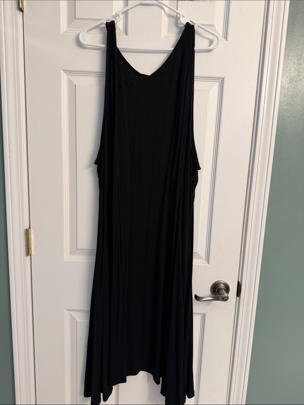 Terra & Sky Black Sleeveless V-Neck Women’s Dress